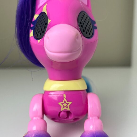 Zoomer Zupps Tiny Unicorn Stardust - Interactive Light Up Toy - Picture 6 of 6